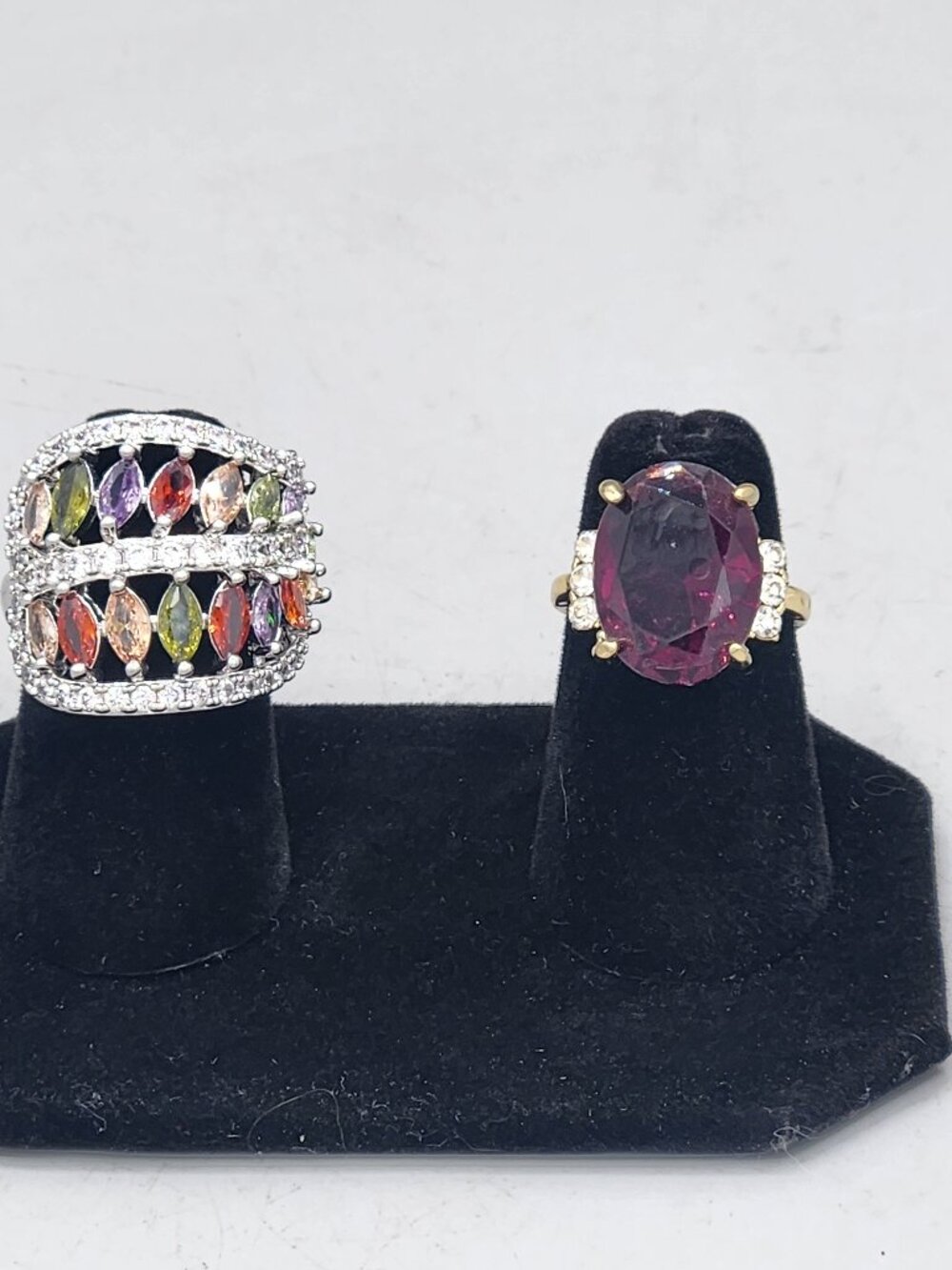 Lot of 2 Costume Jewelry Rings Rhinestones Fashion Bling Statement Size 5